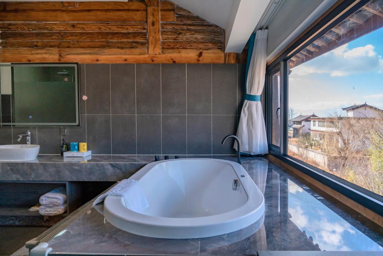 玉龙白沙普宿客栈 Lijiang (Yunnan) Exterior foto