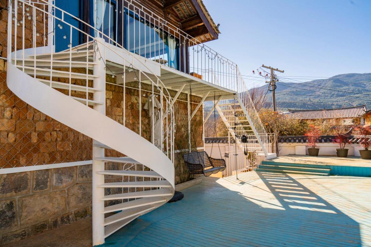 玉龙白沙普宿客栈 Lijiang (Yunnan) Exterior foto